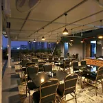 Staybird - Fortune House, Business Hotel, Magarpatta